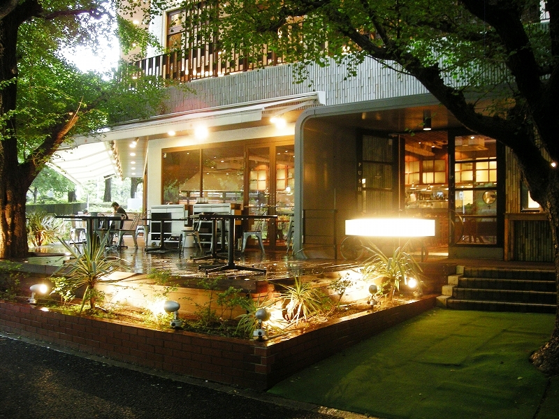 Royal Garden Cafe 青山　入口