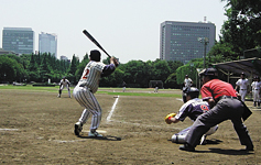 軟式球場の風景写真