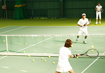 テニスプレーの写真